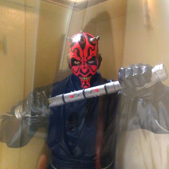 Star Wars EP1 Darth Maul Mega-Collectible 12" Figure Light Up Lightsabers - Picture 2 of 8